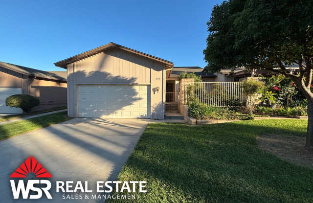 Clean 3 Bedroom Riverside Home Near Poly High and Victoria Ave with HOA Pool and 2-Car Garage - 2658 Laramie Road, Riverside, CA 92506