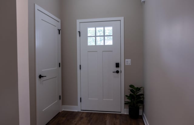 8463 Oak Shade Circle Gallery 3