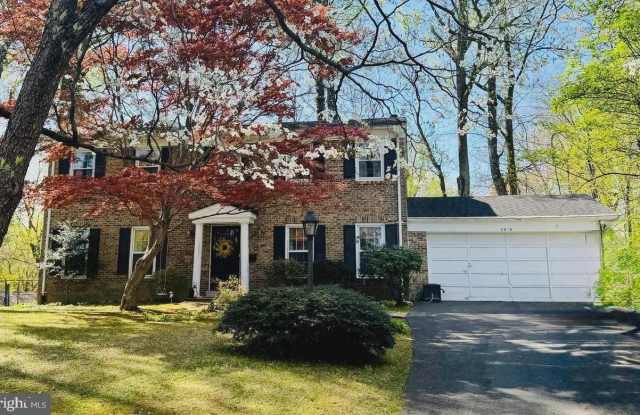 3810 LYNN REGIS CT photos photos