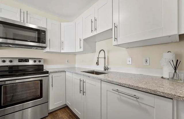 170 Gore St Apt 313 - 170 Gore Street, Cambridge, MA 02141 170 Gore St Apt 313 - 170 Gore Street, Cambridge, MA 02141