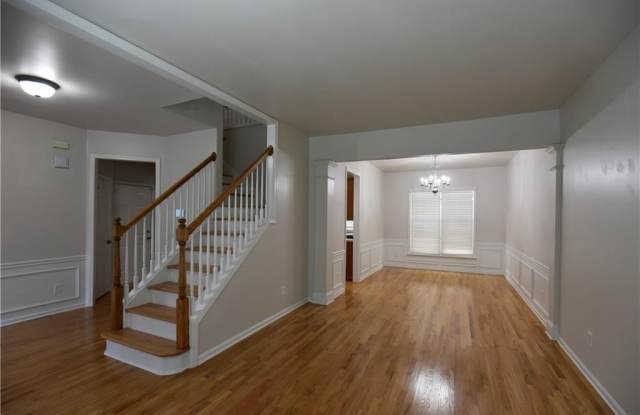 2115 Vistoria Drive Gallery 2