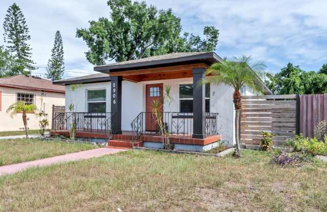 Gorgeous 3br/2ba/1 Car Gar Single Family Home Available Now! photos photos