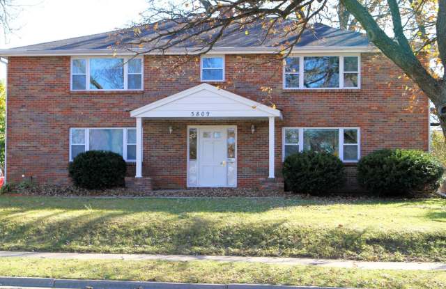 5809 Raymond photos photos