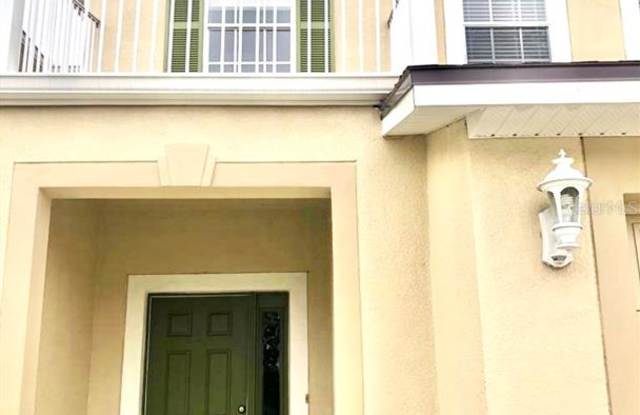 3066 ASHLAND LANE N Gallery 2