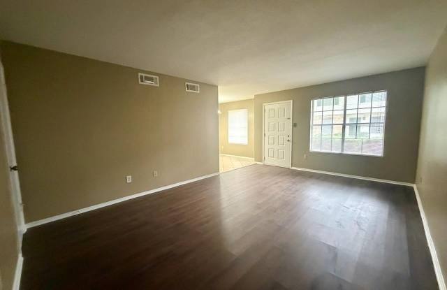 8790 Glen Meadow Gallery 3