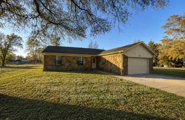 10624 E 113th St N - 10624 East 113th Street North, Owasso, OK 74055