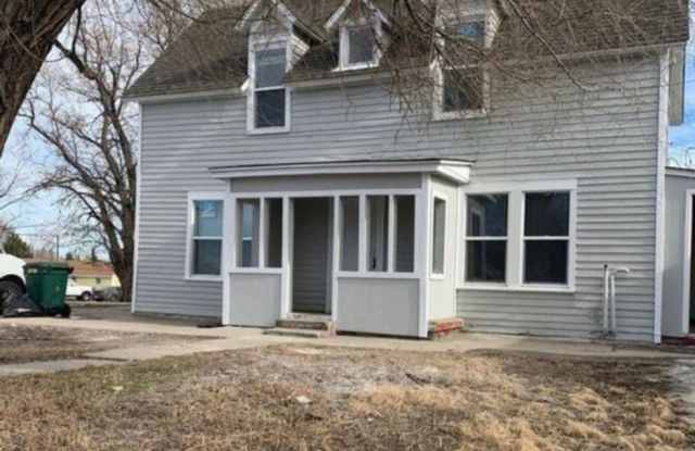 3 Bedroom Home in Greeley - $1,995 with Move-In Special! - Available November! - 302 12th Avenue, Greeley, CO 80631