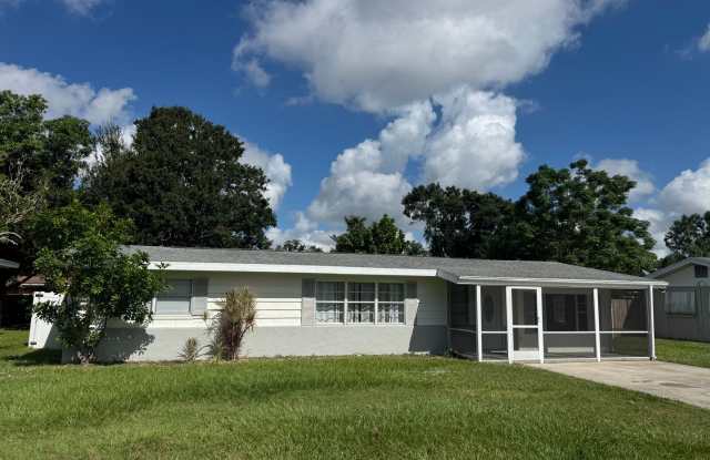 Annual Unfurnished 3-Bedroom, 1-Bathroom House - 2653 Trinidad Street, Ridge Wood Heights, FL 34231
