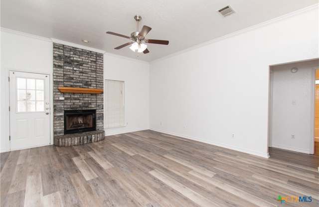 4507 Hitchrock Drive Gallery 2