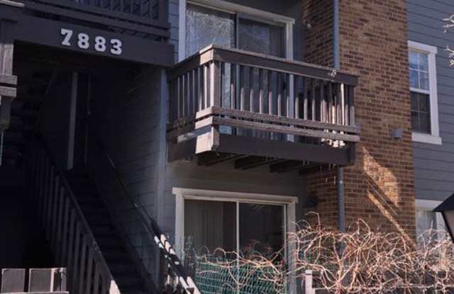 Cozy Condo in Great Location Gallery 1