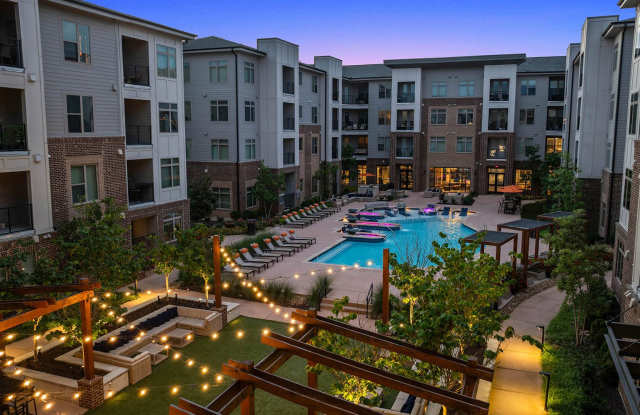 Knox at Metrocenter photos photos