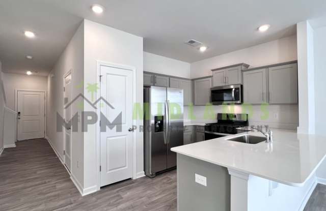 480 Wisteria Walk Way Gallery 2