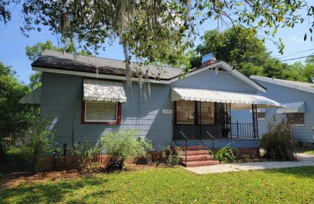 5335 SUNDERLAND RD - 5335 Sunderland Road, Jacksonville, FL 32210