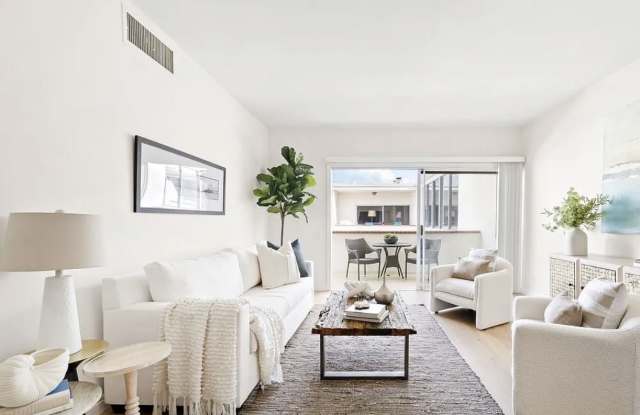 521 Montana Ave Apt 305 photos photos