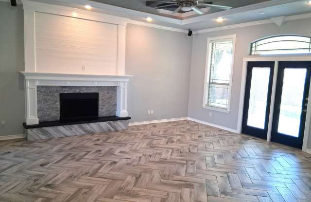 220 Black Walnut Court Gallery 3
