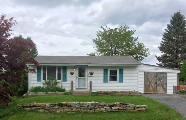 2 Bedroom 1 bath House - 117 S. Butz St. photos photos