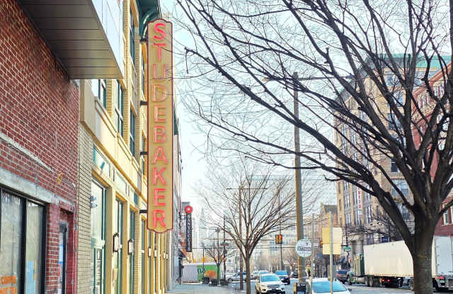667 N BROAD Street Gallery 2