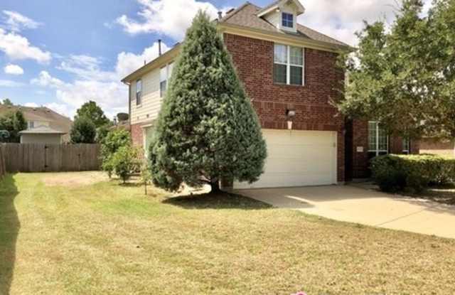 17003 Everett Oaks Lane Gallery 2