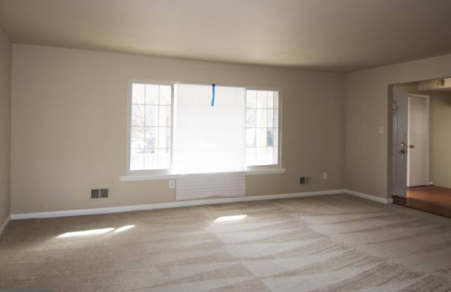 13315 REID LANE Gallery 2