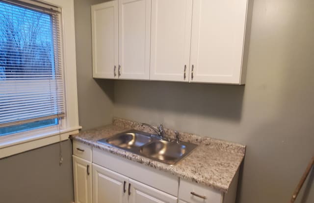 14890 Fairfield Street Lower Flat #1 - 1 - 14890 Fairfield Avenue, Detroit, MI 48238