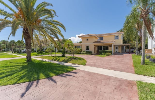 464 NE 6th St - 464 Northeast 6th Street, Boca Raton, FL 33432