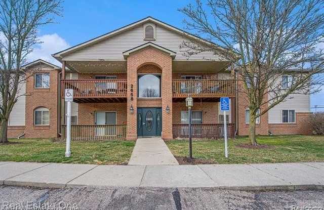 2658 STADIUM VIEW Drive photos photos