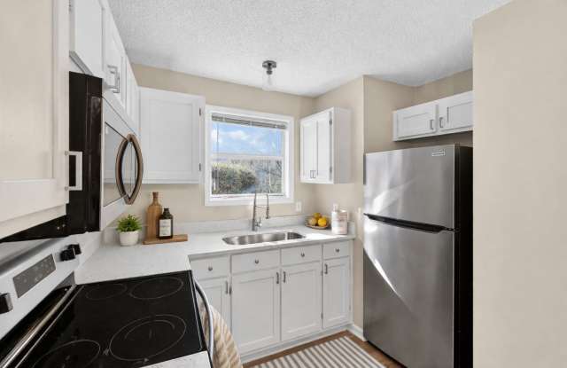 111 Bay Meadow Ct photos photos