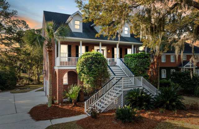 669 Palisades Drive photos photos