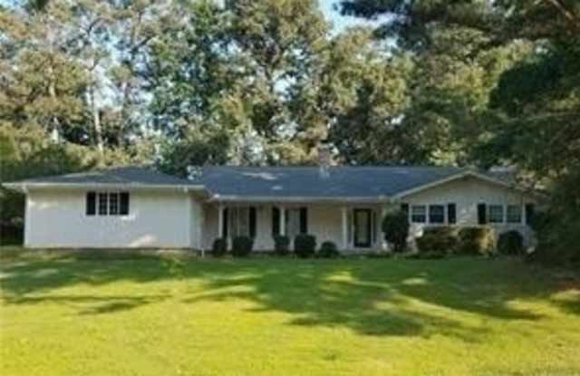 5218 Meadowcreek Drive Gallery 1