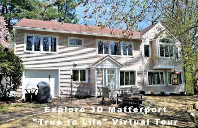 216 Woodhampton Drive photos photos