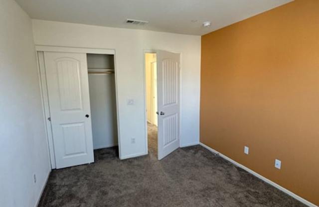 ***New Rental Home***SOLAR HOME * NEW COMMUNITY * COMMUNITY PARK* COMMUTER FRIENDLY ** photos photos
