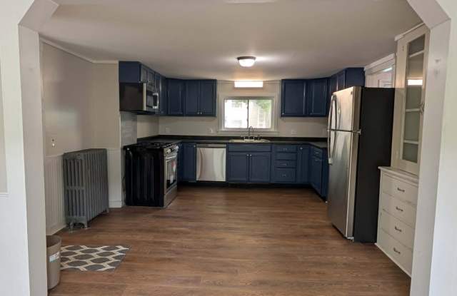 258 Essex Street, Bangor, ME 04401 photos photos