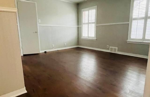 6628 Deloache Avenue Gallery 4