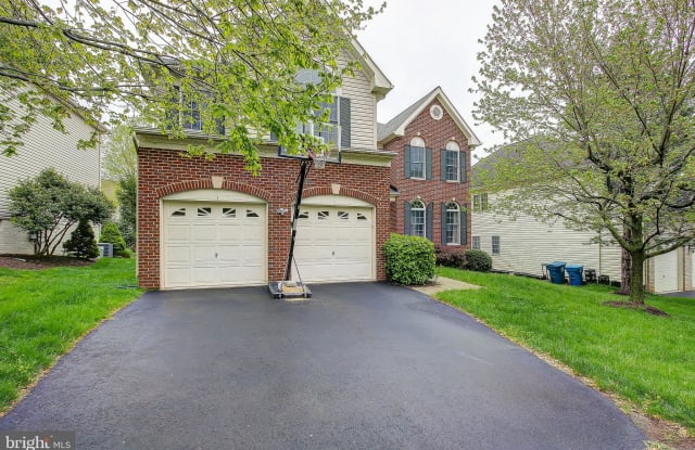 13353 HORSEPEN WOODS LANE - 13353 Horsepen Woods Lane, Floris, VA 20171