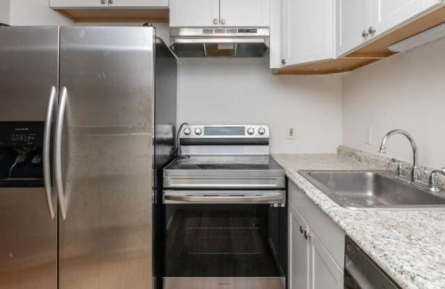 84 Pleasant St - 84 Pleasant Street, Randolph, MA 02368