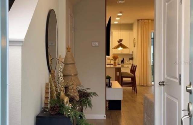 14746 OUTFITTER ST Gallery 2
