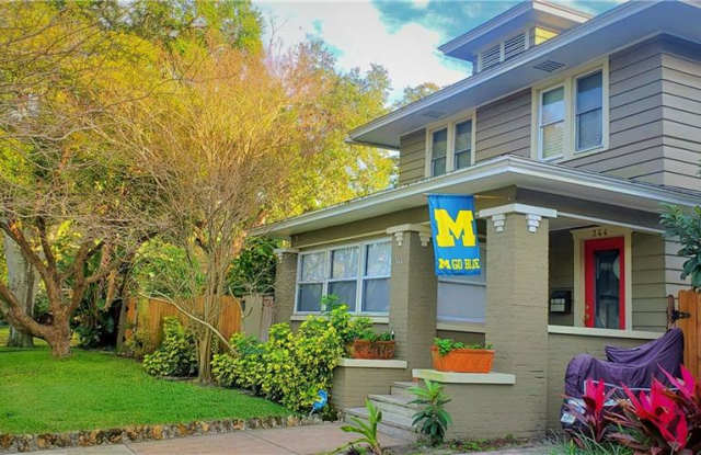 344 21 AVENUE NE - 344 21st Avenue Northeast, St. Petersburg, FL 33704