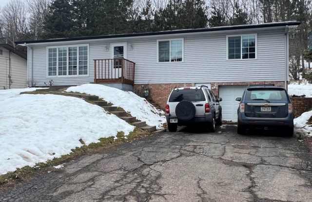 1205 Brainerd Ave. - Available June! photos photos