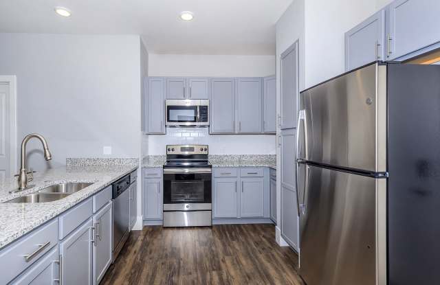Overlook at Mesa Creek Apartments Gallery 3