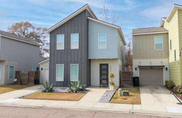 3 Bedroom House in Lake at Anselmo Gallery 3