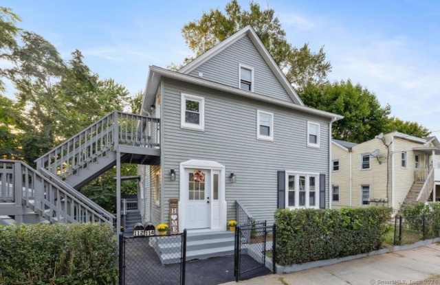 112 Hawkins Street - 112 Hawkins Street, Derby, CT 06418