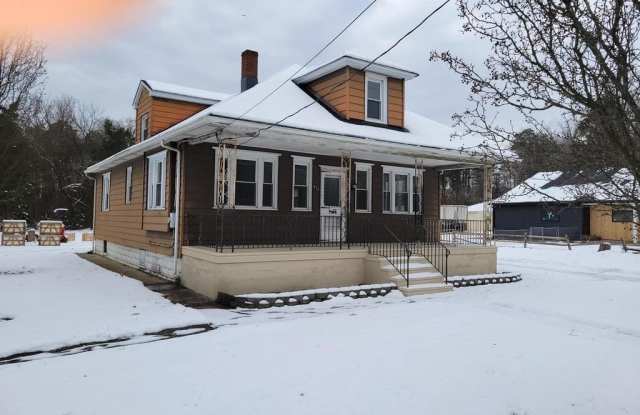 475 WHITE HORSE PIKE - 475 White Horse Pike, Camden County, NJ 08004