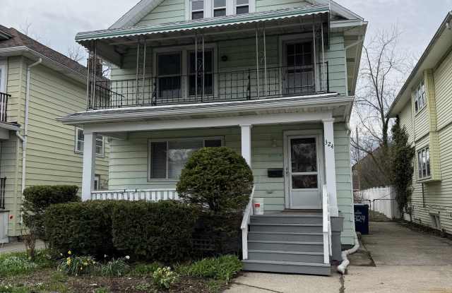 324 Crestwood Ave photos photos