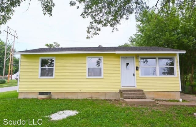 5221 Sycamore Ave - 5221 Sycamore Avenue, Kansas City, MO 64129