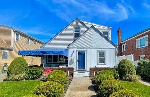 535 W Walnut Street photos photos
