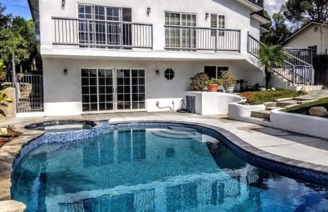 10439 Samoa Ave - 10439 Samoa Avenue, Los Angeles, CA 91042