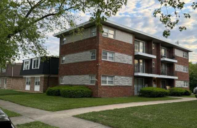 15226 Martin Luther King Drive unit: 2E photos photos