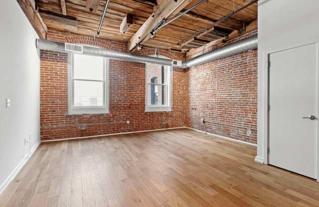 The Fountain Building Gallery 3