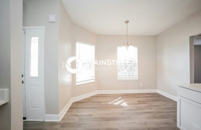 6107 Old Mill Drive Gallery 4