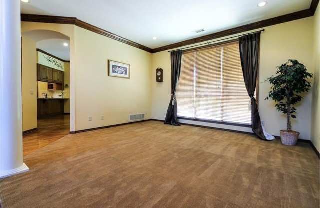3616 Cedar Lane Gallery 2